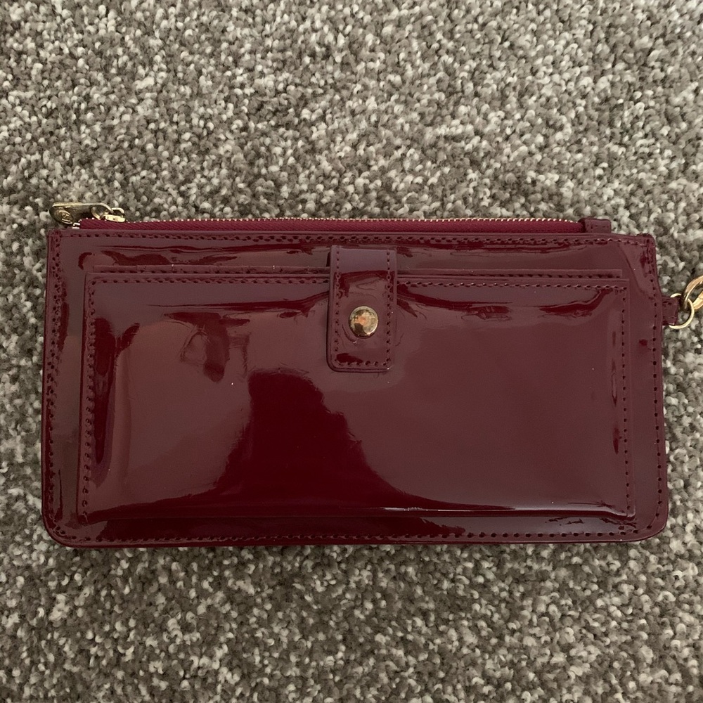 Maroon wristlet